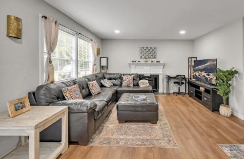 Bynum House | 2 Bed, Moroccan style Tvs,Kids Essentials, Crib,walk to Golf