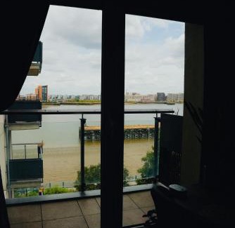Glyndon Apartment | 2 Bed River View Greenwich