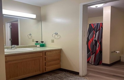 Downtown Pittsburgh Apartment | 2 Bedroom 2 Bath | Heart of Downtown PGH!