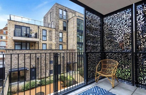 Walworth Apartment | 2 Bedroom 2 Bathroom Cosy Apartment - Zone 1 - Central London