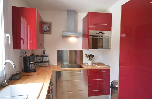 Crillon-le-Brave House | 2 bedroom accommodation in Crillon-le-Brave