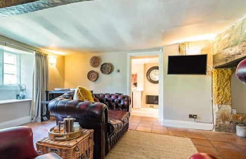 Longborough Cottage | 2 bedroom accommodation in Longborough, near Moreton-in-Marsh