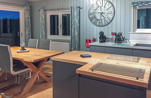 Scawton Ski Chalet | 2 bedroom accommodation in Easingwold