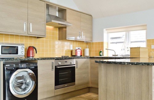 Pendine Cottage | 2 bedroom accommodation in Pendine, near Amroth