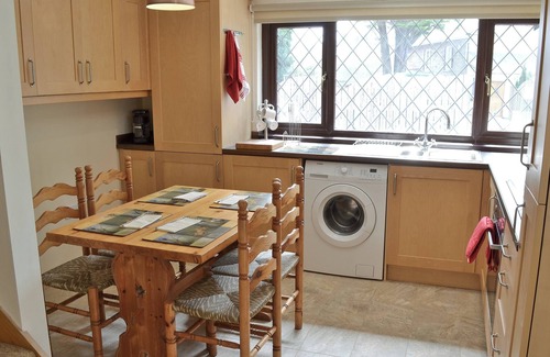 Boscundle Cottage | 2 bedroom accommodation in Tregrehan, near St Austell