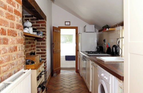 Eastling Cottage | 2 bedroom accommodation in Eastling