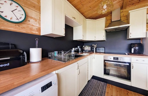 Inverness Cottage | 2 bedroom accommodation in Redfield