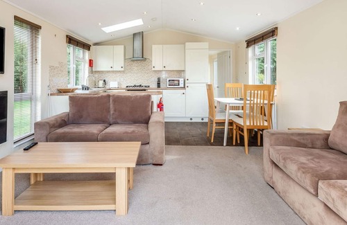 Yaxham Cabin | 2 bedroom accommodation in Yaxham, Dereham