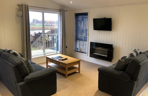 Wisbech Ski Chalet | 2 bedroom accommodation in Wisbech