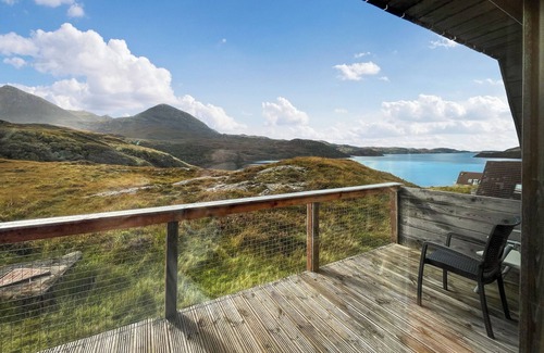 Kylesku Cottage | 2 bedroom accommodation in Kylesku, near Lairg