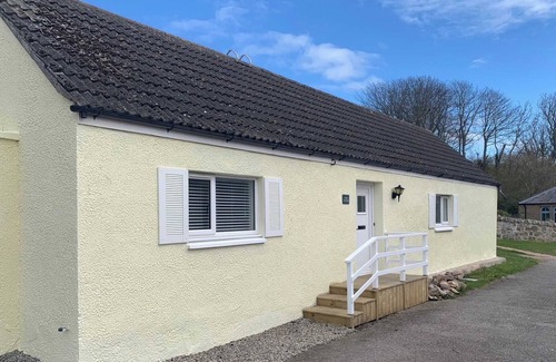 Portmahomack Cottage | 2 bedroom accommodation in Portmahomack, near Dornoch