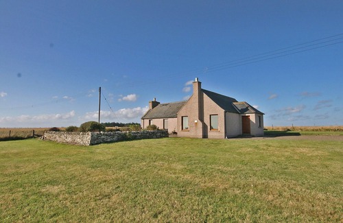 Keiss Cottage | 2 bedroom accommodation in North Keiss, Caithness