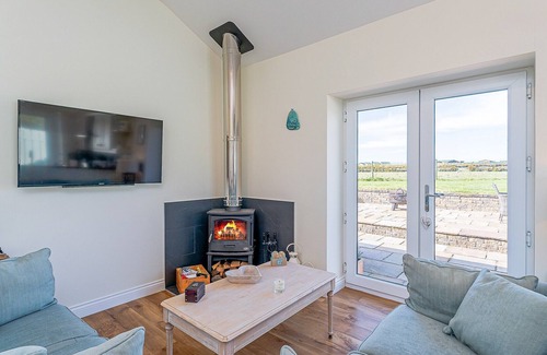 Peel Cottage | 2 bedroom accommodation in Peel