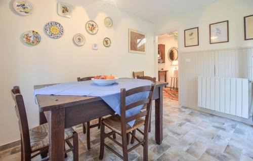 Camaiore House | 2 Bedroom Amazing Home In Casoli