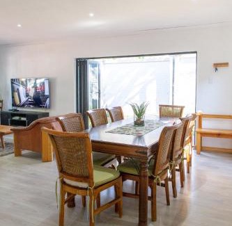 Waverley Apartment | 2 Bedroom Apartment in Waverley, Bloemfontein