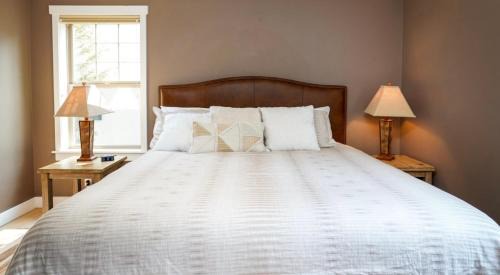 Church Street Hotel | 2 Bedroom Apartment 10 Minutes to Atlanta Airport