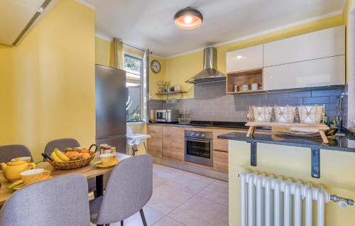 Cipressa House | 2 Bedroom Awesome Home In Cipressa