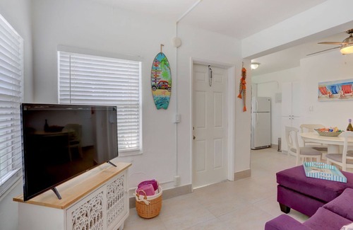 Ocean Ridge Apartment | 2 bedroom Beach House with a large pool 600 ft from the beach