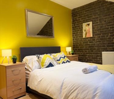 Haselbury Apartment | 2 bedroom City stay Luxe London