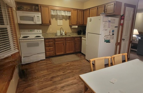 Duck Condo | 2 bedroom condo, 200 yard from sound and 400 yard from beach located in Duck Nc.