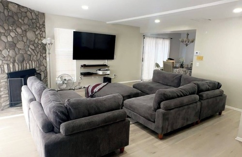 Gardena Condo | 2-bedroom condo in charming Gardena with AC, WiFi. Relax and enjoy.