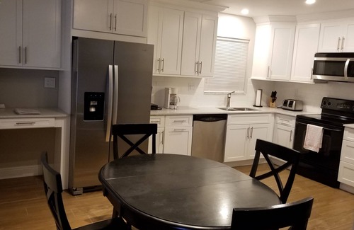 Harbor Village Condo | 2 bedroom condo in quiet, 16 unit, non smoking complex