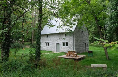 Haut-Bois House | 2-bedroom cottage with park and deer park