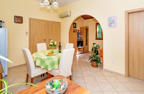 Necujam Apartment | 2 bedroom cozy apartment in Necujam