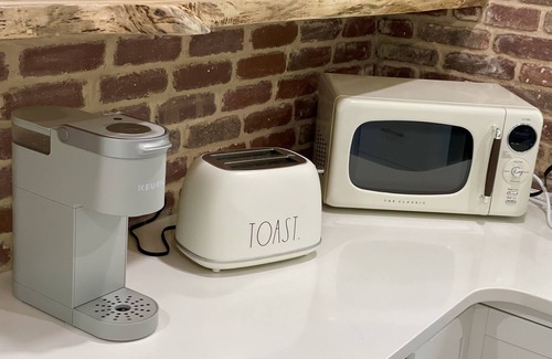 Spartanburg House | ~2 Bedroom Cozy Gem 💎 5 minutes from Downtown Spartanburg~