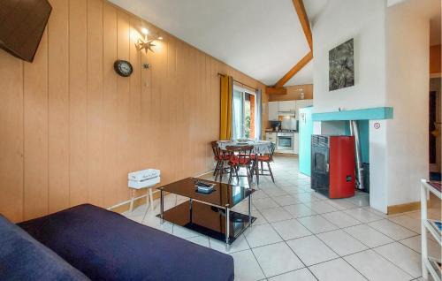 Maurens House | 2 Bedroom Cozy Home In Eyraud-Crempse-Maurens