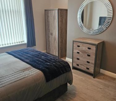 Wallsend Apartment | 2 Bedroom Flat in Wallsend, 47 Coronation St