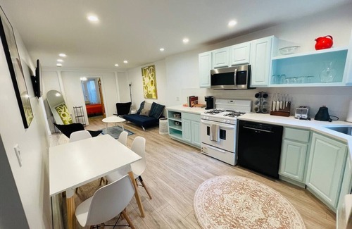 McGinley Square Apartment | 2-bedroom garden apartment in Town house in Jersey City with AC, WiFi