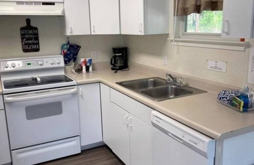 New Braunfels Ski Chalet | 2 Bedroom Getaway with a Riverside Deck