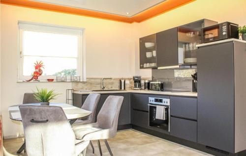 Kurrenberg Apartment | 2 Bedroom Gorgeous Apartment In Burgen