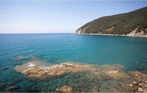 Ghiaia House | 2 Bedroom Gorgeous Home In Deiva Marina