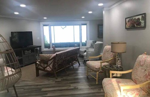 Port Sanilac House | 2-Bedroom home on Lake Huron newly renovated