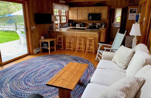 Katama House | 2-bedroom home with Pool and Tennis/Pickleball Court