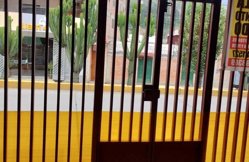 Huaraz House | 2-bedroom house in tranquil Huaraz with WiFi