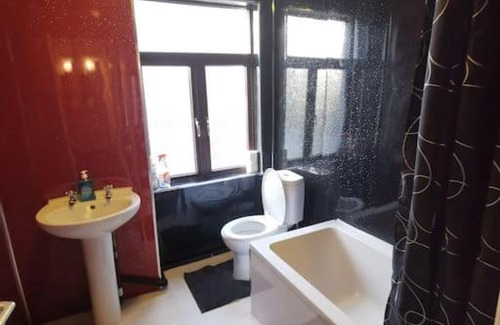 Tunstall Apartment | 2 bedroom house, Tunstall, Stoke-on-Trent.