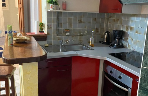 L'Houezel Apartment | 2 Bedroom Hummingbird Apartment