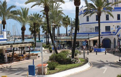 Estepona Apartment | 2 Bedroom Lovely Apartment In Estepona