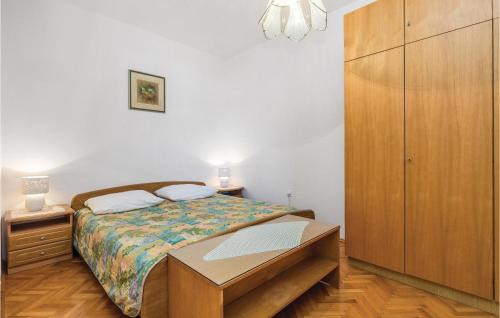 Ribarica Apartment | 2 Bedroom Lovely Apartment In Ribarica