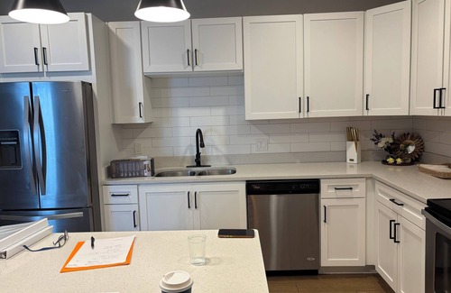 West Chester Apartment | 2-bedroom luxury apartment in marvelous Liberty cTownship with AC, fitness room