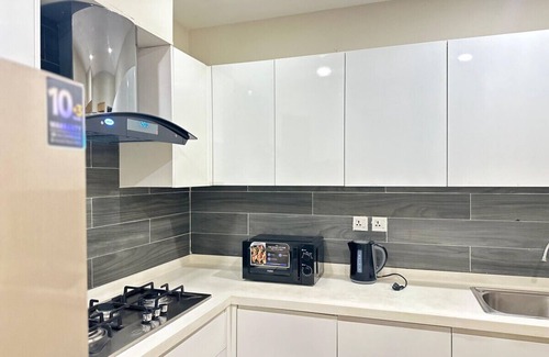 Lahore Apartment | 2-Bedroom Luxury Apartment – Perfect for 5 Guests