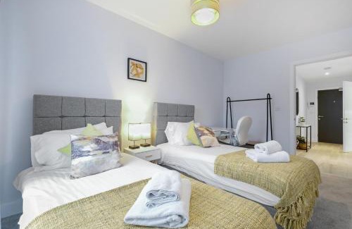 Belmont Apartment | 2 Bedroom Luxury Apartments with Parking in Stanmore, North West By 360 Stays London