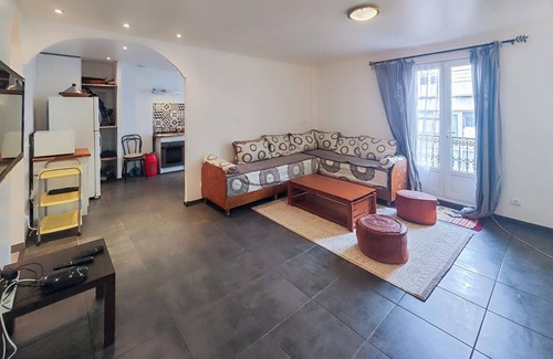 Beziers Apartment | 2 bedroom nice apartment in Béziers