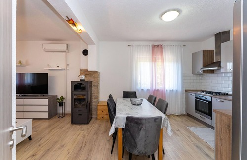 Krusevo House | 2 bedroom nice home in Krusevo