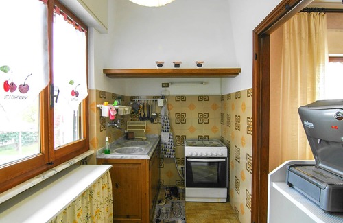 Capanne-Prato-Cinquale House | 2 bedroom nice home in Montignoso