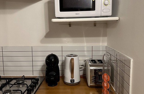 Monteaux House | 2 Bedroom Private vacation home in Monteaux