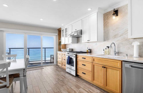 Rio del Mar House | 2 bedroom Rio Del Mar Apt - Stunning Ocean Views